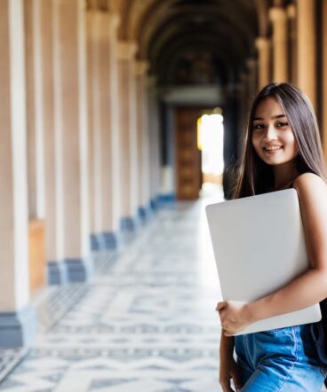 imgi_11_young-asian-student-university-campus-with-laptop_231208-1862 imgi_11_young-asian-student-university-campus-with-laptop_231208-1862
